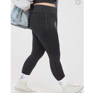 NWT Offline by Aerie Seamless 7/8 Leggings Cable Ribbed Hi-Rise Woman’s Small